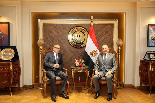 وزير قطاع الأعمال: نتطلع إلى شراكات صناعية واستثمارية مع…