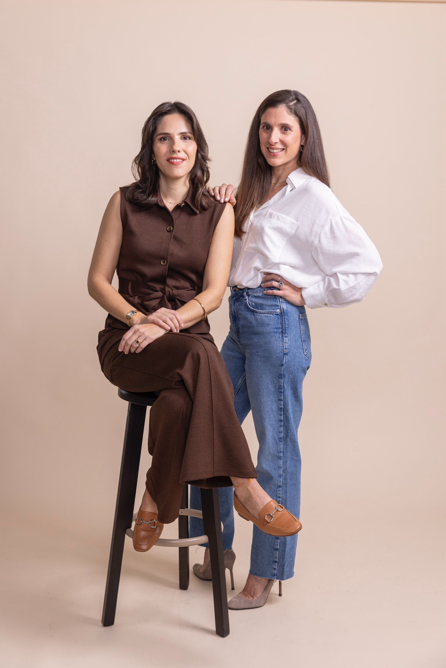 خاص "دوت الخليج".. ليا كويلو وجاستين دامبت مؤسستا Shake Your Plants: الترطيب أكثر من مجرد إرواء للعطش.. ويُوفر نهجًا صحيًا شاملًا