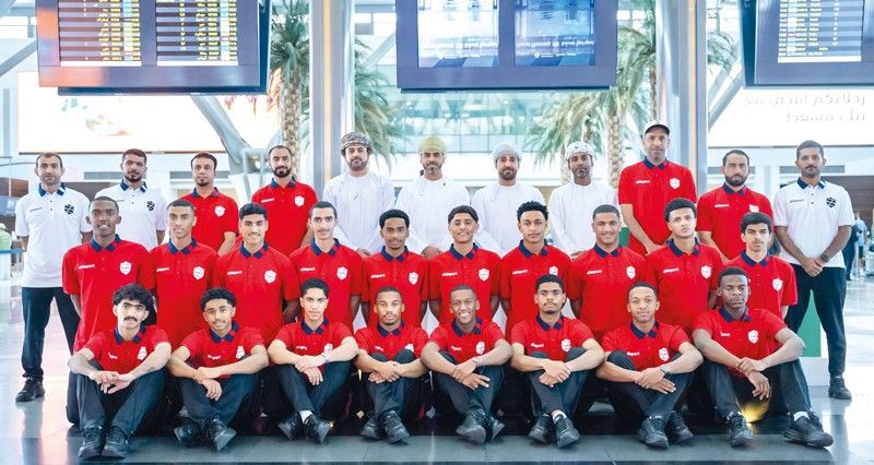 الأحمر المدرسي لكرة القدم والطاولة فـي البطولة الخليجية المدرسية