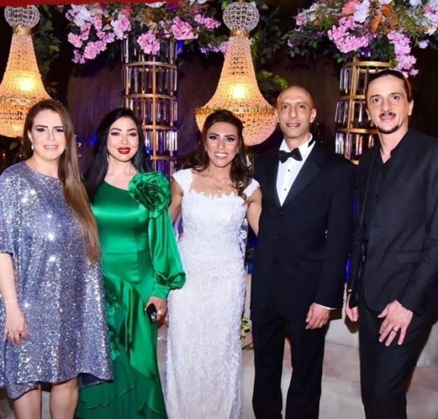 وسط حضور فني بارز.. شريف مدكور يشهد لحظة زفاف شقيقه عمرو