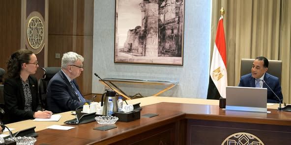 مدبولي يبحث مع السفير الألماني بالقاهرة زيادة التبادل…