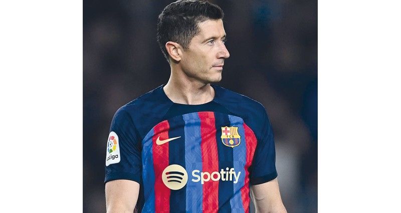 أرسنال يتحدى سان جيرمان وبرشلونة فـي مهمة صعبة أمام إنتر