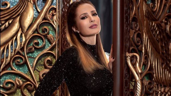 "غيرة النجوم تحت المجهر: وفاء الكيلاني تتصدر الترند بعد تصرف مفاجئ من تيم حسن"