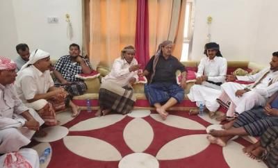 أخبار اليمن : لجنة اعتصام المهرة تناقش تداعيات التدهور الاقتصادي