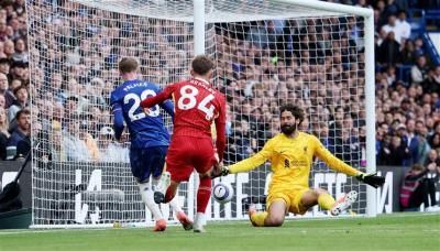 تشيلسي يضرب ليفربول بثلاثية