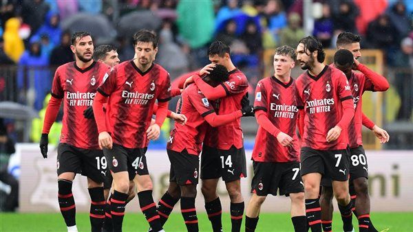 تردد القناة الناقلة لمباراة ميلان ضد جنوى اليوم الإثنين 5-5-2025 في الدوري الإيطالي