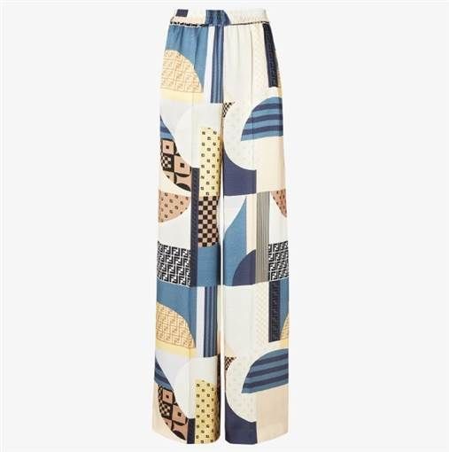 درة تتألق بالكاجوال من Fendi في أحدث جلسة تصوير