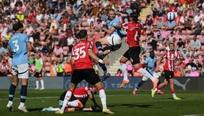 السيتي يقع في كمين ساوثهامبتون