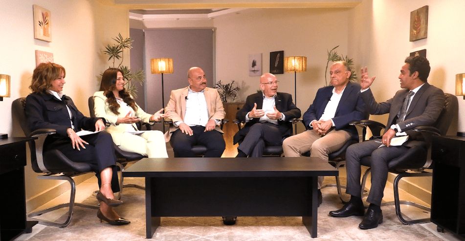 في اللقاء الخامس والعشرين.. صالون دوت الخليج يضع يده على تحديات…