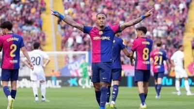 برشلونة على بعد خطوة من لقب الليغا