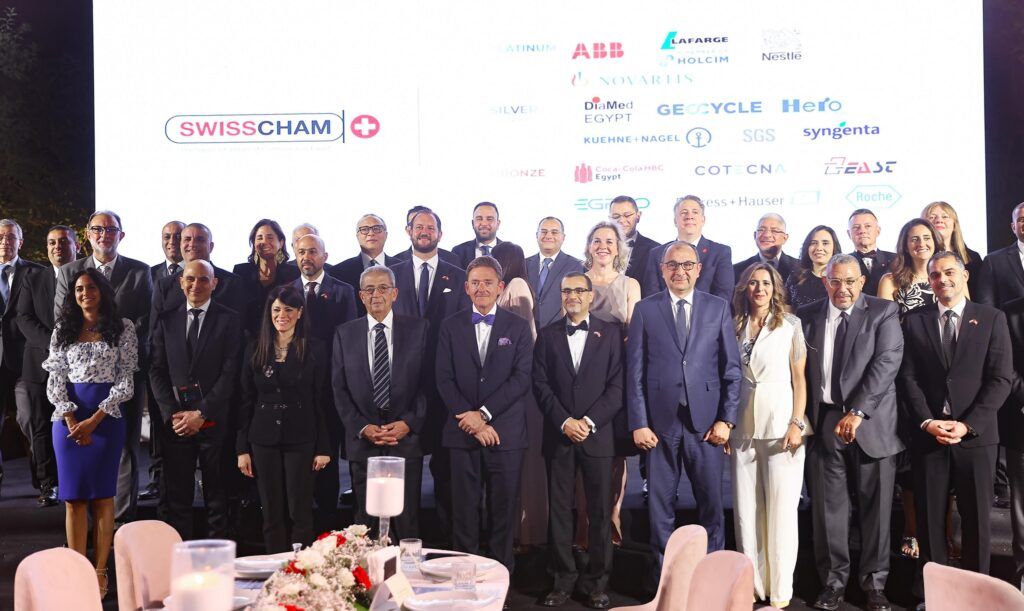 وزيرة التخطيط تشارك بالفعالية السنوية لغرفة التجارة…