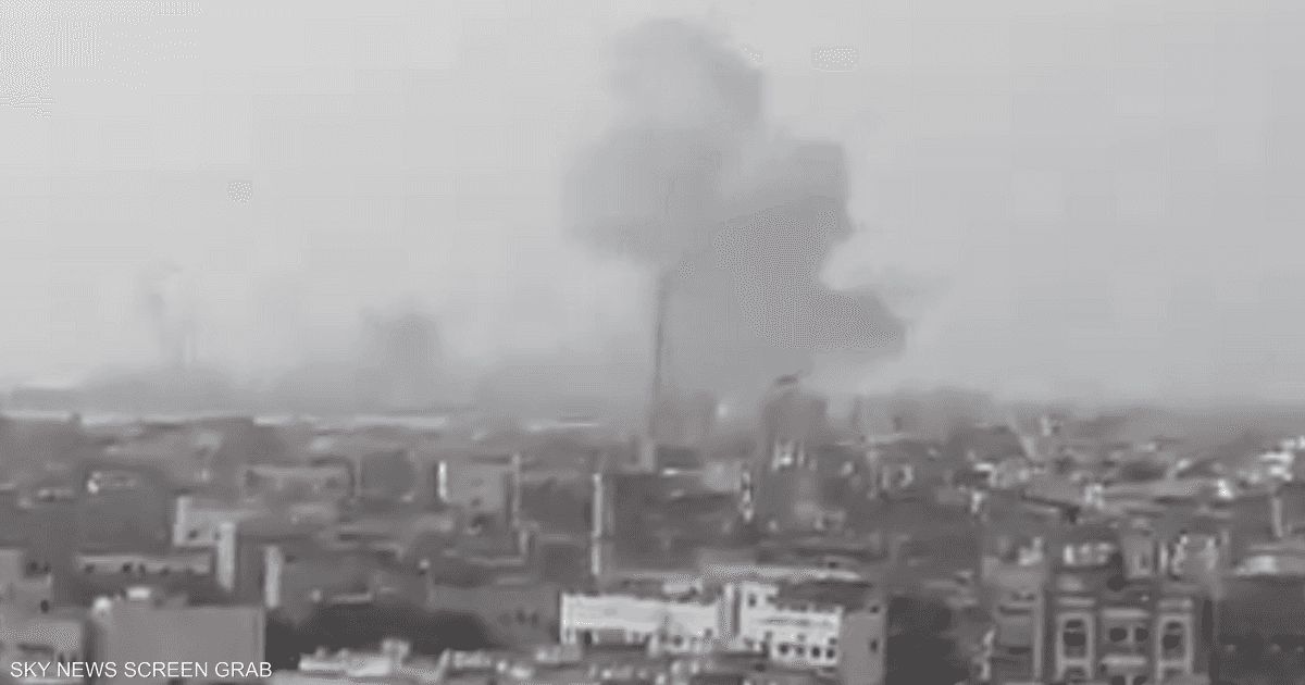 العالم اليوم - فيديو.. غارات إسرائيلية على ميناءين غربي اليمن