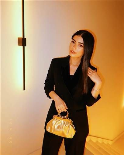 أول ظهور للعروس ليلى زاهر بعد زواجها من هشام جمال