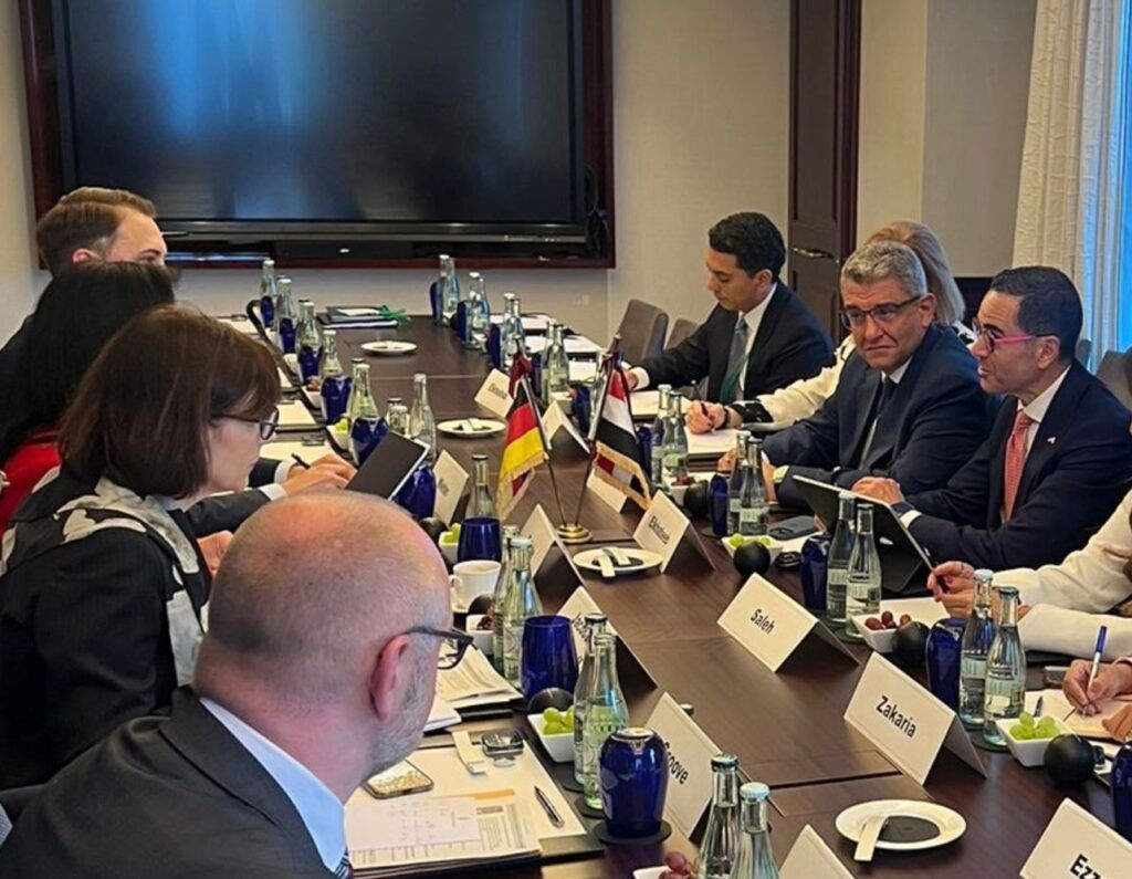 وزير الاستثمار: اتفاق على إقامة منطقة صناعية ألمانية…