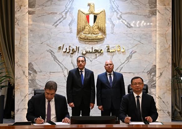 مدبولي يشهد توقيع اتفاقية لتجميع طرازات جيتور T1 وT2 محليا…