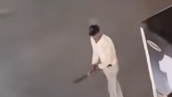 الأمن يفحص فيديو مشاجرة بالأسلحة البيضاء في شوارع مطروح