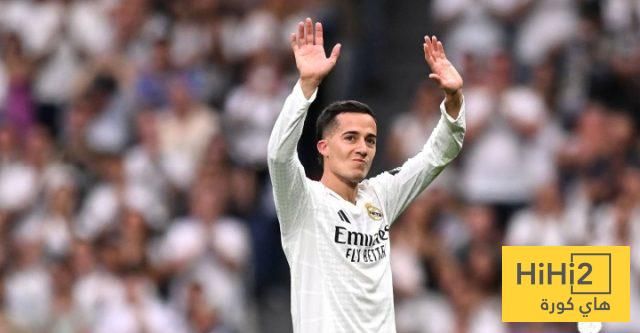 صورة.. لحظة وداع لوكاس فاسكيز لجمهور الريال بالدموع