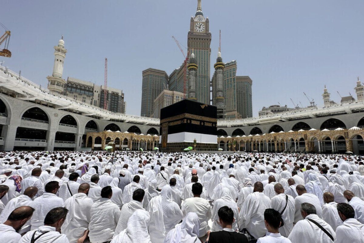 قبل إغلاق الأبواب: هذه هي الوثائق “الذهبية” التي تضمن لك أداء فريضة الحج هذا العام!