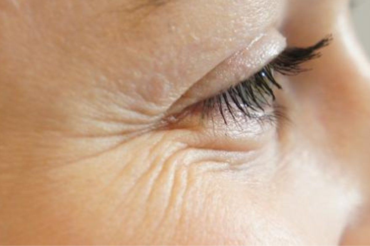 لا يصدق! هذه العشبة الجبارة تعيد لك شبابك ونضارة بشرتك حتى لو تجاوزت الثمانين!