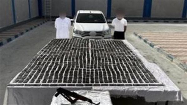 مصرع عنصرين جنائيين وسقوط بؤرة إجرامية من متجري المخدرات في قبضة الأمن بقنا وأسوان