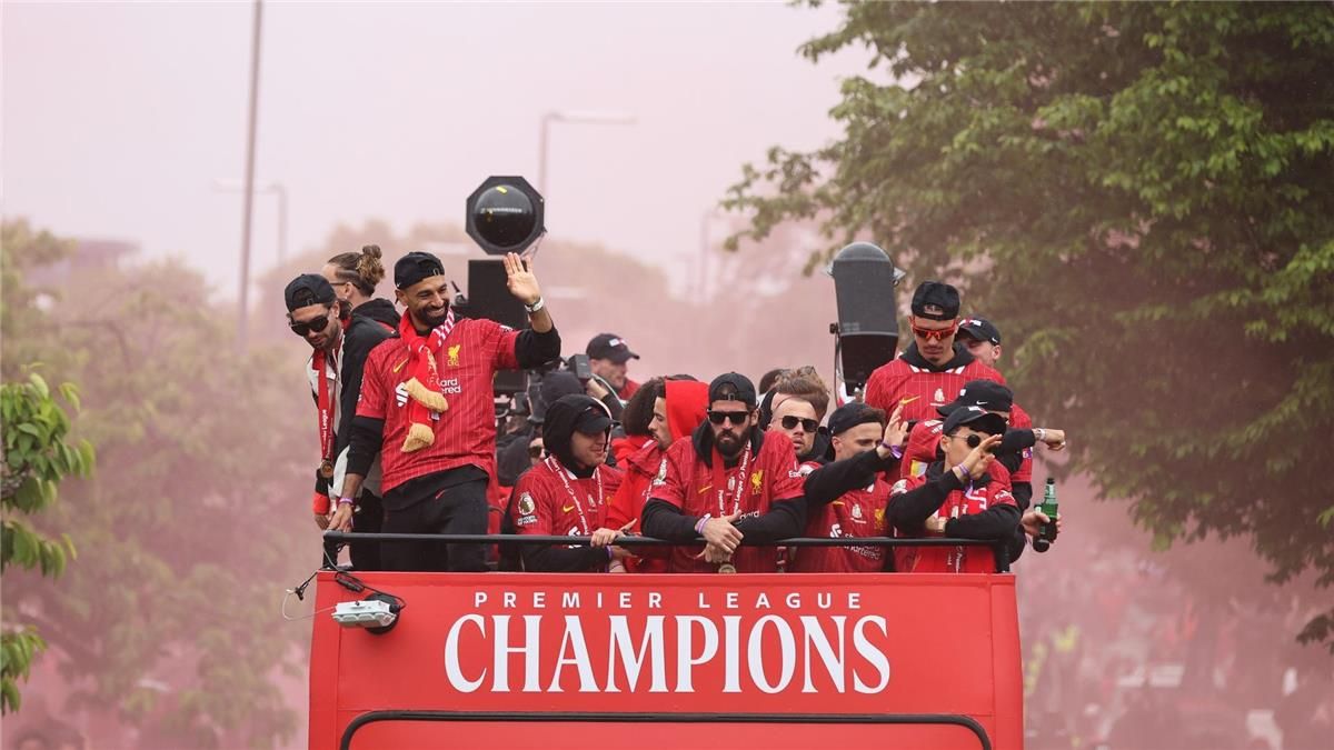 ليفربول يصدر بيانًا بشأن حادث موكب التتويج بـ الدوري الإنجليزي.. والشرطة تتابع