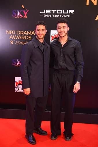 النجوم في حفل توزيع جوائز "كأس إنرجي للدراما" النجوم في حفل توزيع جوائز كأس إنرجي للدراماأقيم مساء الأحد 25 مايو حفل توزيع كأس إنرجي للدراما في دورته إقرأ المزيد