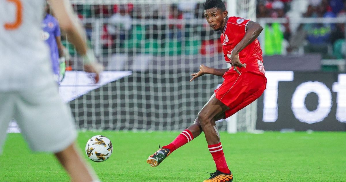 نغوما يهاجم الحكم بعد خسارة الكونفيدرالية أمام نهضة بركان