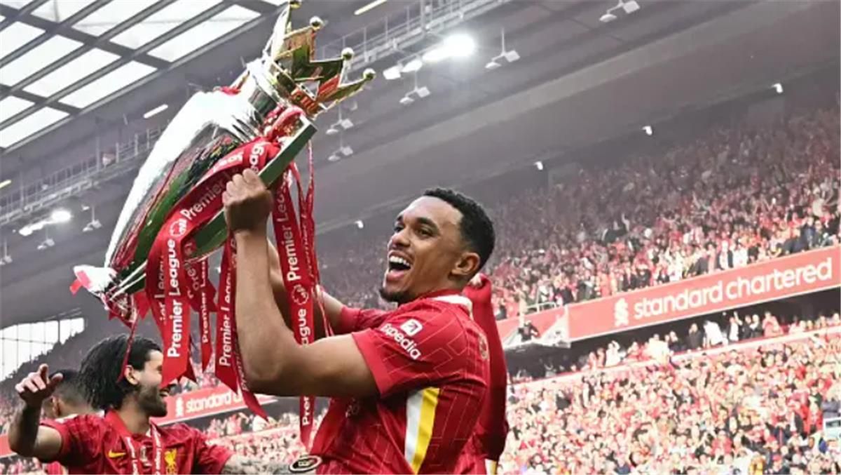 أرنولد: قدمت كل ما لدي لـ ليفربول.. وسلوت استجاب لطلبي اليوم