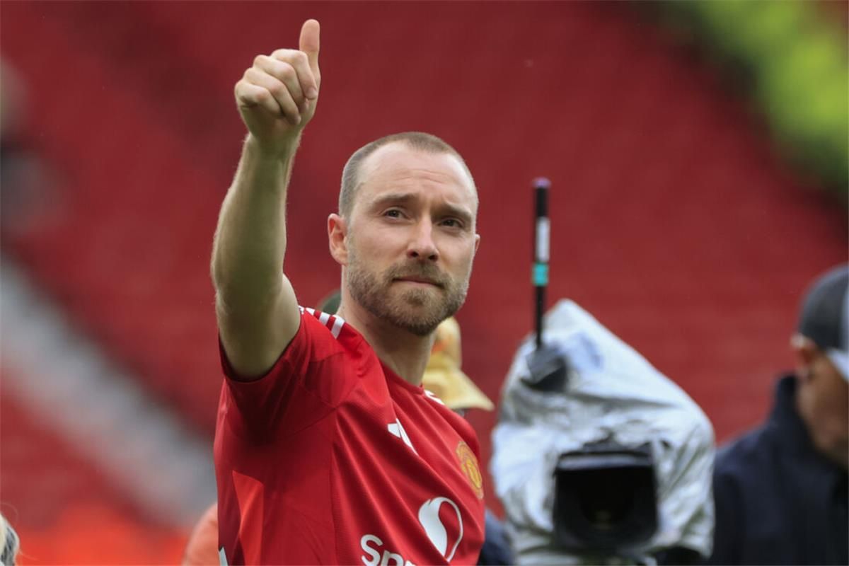 إريكسن: مانشستر يونايتد محظوظ بعدم هبوطه من الدوري الإنجليزي