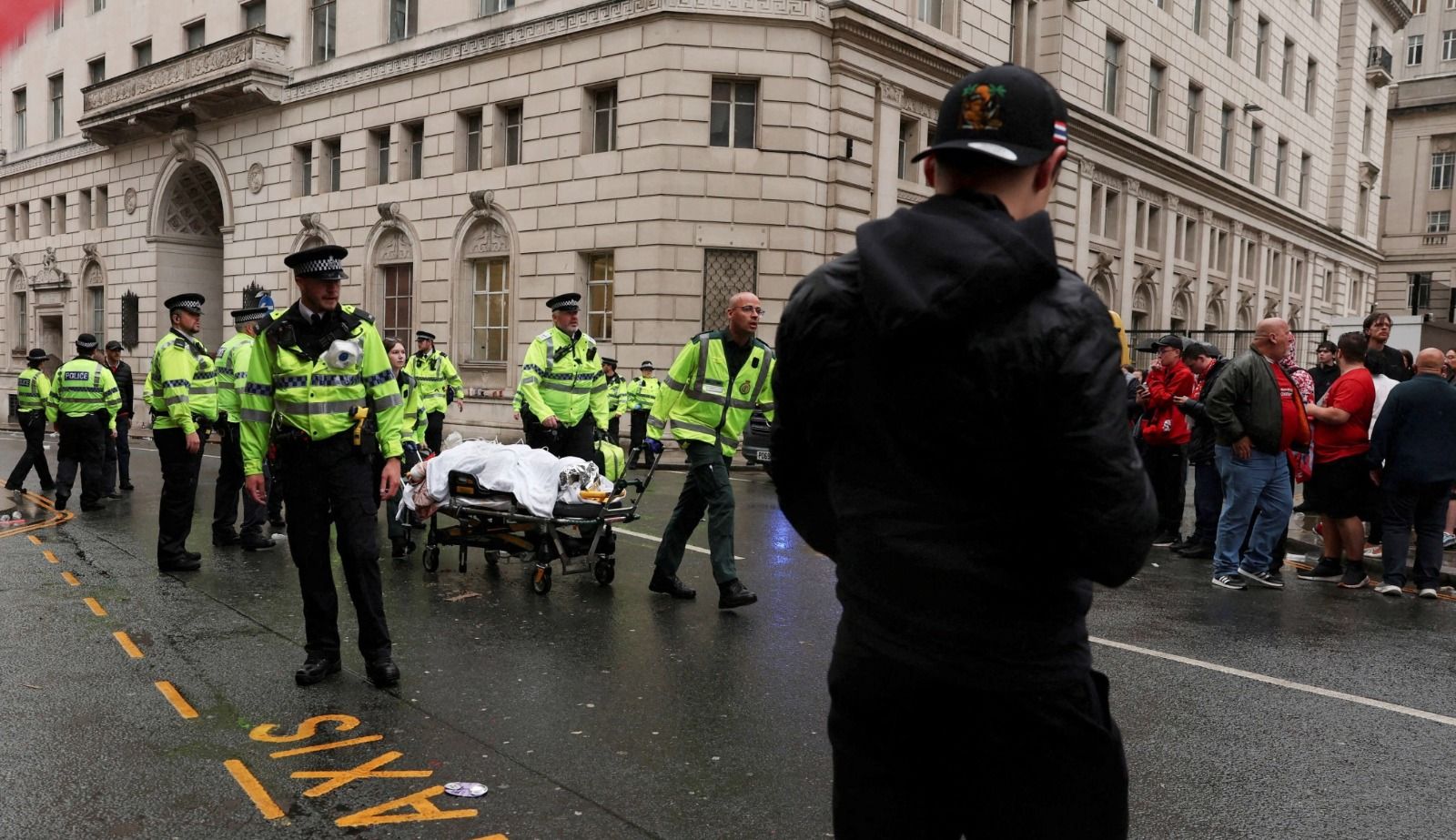 الشرطة البريطانية تعتقل رجلاً دهس جمهور ليفربول أثناء الموكب