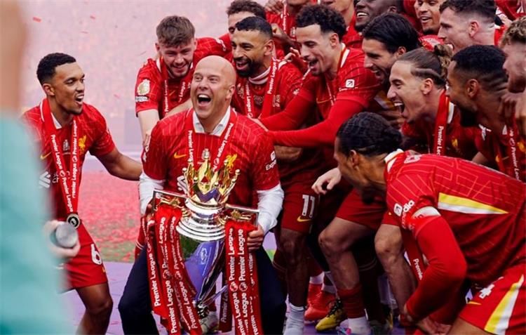 لاعب ليفربول يلمح لرغبته في الرحيل بالميركاتو الصيفي