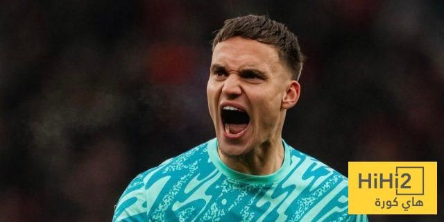 بعد اهتمام برشلونة.. أبرز ما يميز حارس مرمى برايتون