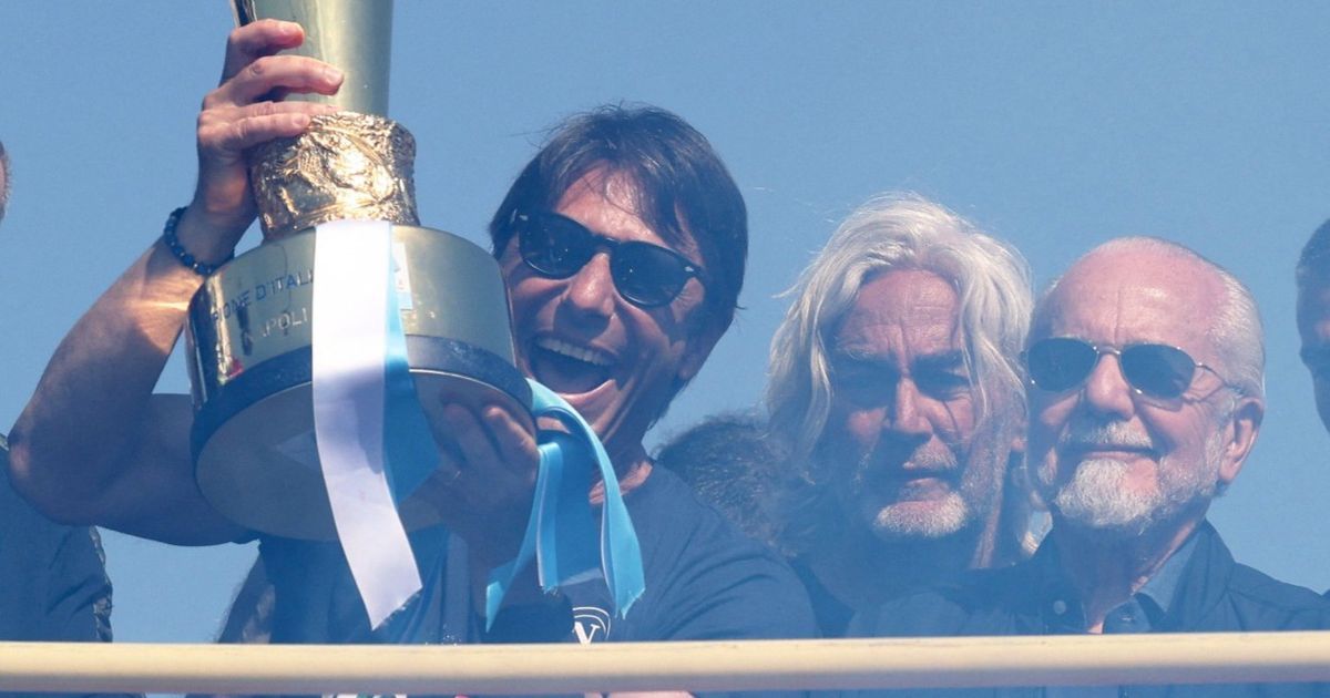 هل يعود كونتي إلى يوفنتوس.. ويتولى أليغري قيادة نابولي؟