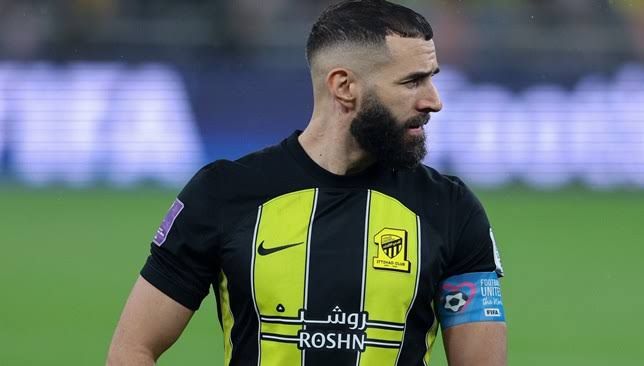 بنزيما يرد على انتقاله إلى الهلال للمشاركة في مونديال الأندية