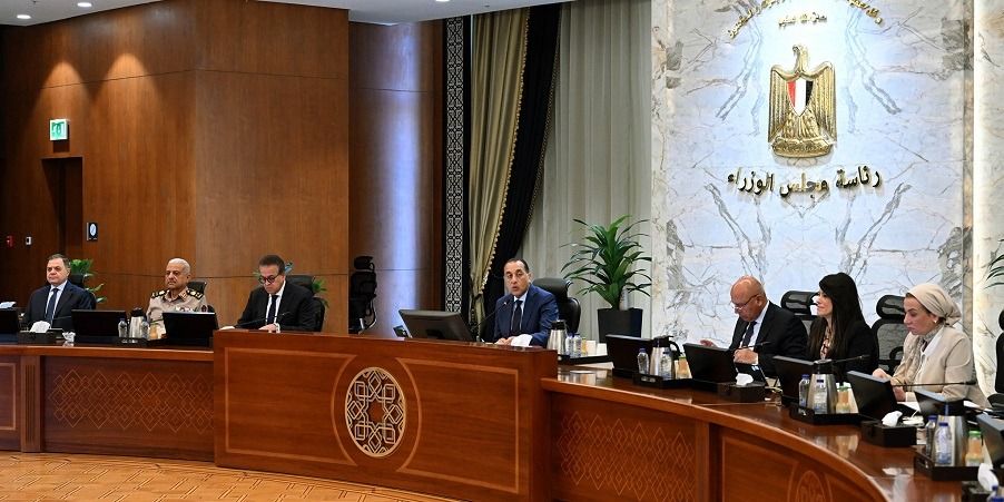 منح التزام بناء وتطوير البنية الفوقية لمحطة لوجستية للصب…