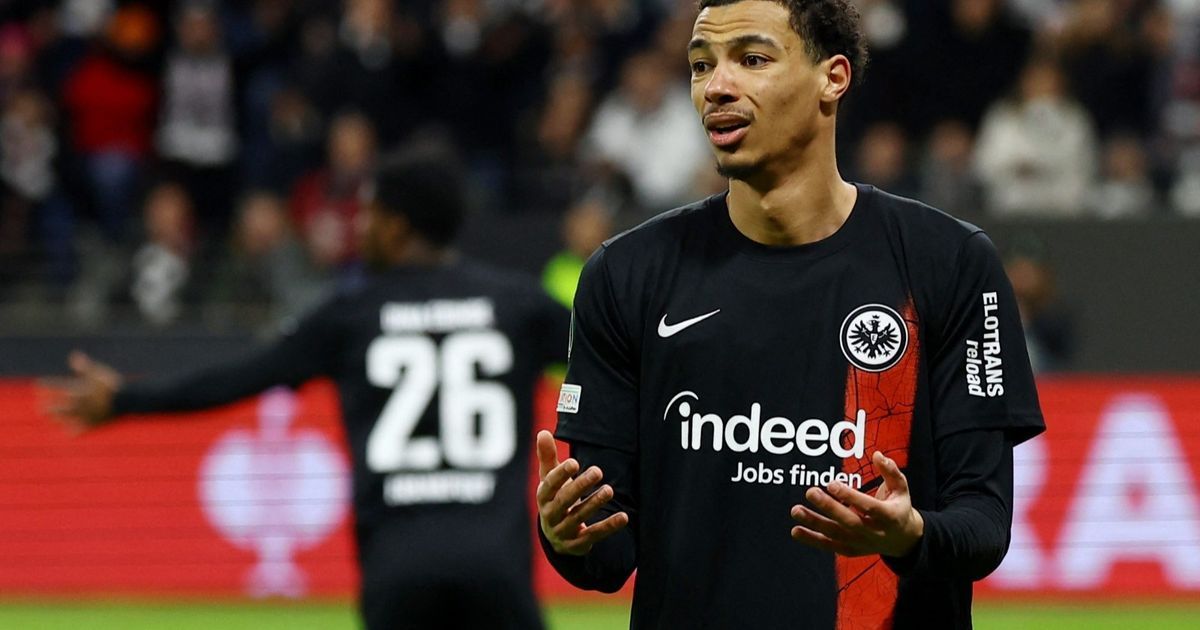 المحادثات بدأت بالفعل.. ليفربول يزاحم تشيلسي على إيكيتيكي