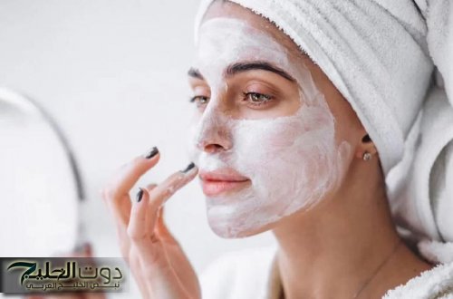 جددي إشراقة بشرتك من قلب الطبيعة.. اكتشفي وصفة طبيعية لتفتيح البشرة بمكونات بسيطة من مطبخك لبشرة أفتح وأنعم
