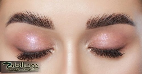 الكل هيفكرك عامله تاتو.. طرق تكثيف الحواجب طبيعي