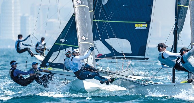 فريق عمان للإبحار يتوجه إلى اليونان لخوض منافسات البطولة الأوروبية لقوارب 49