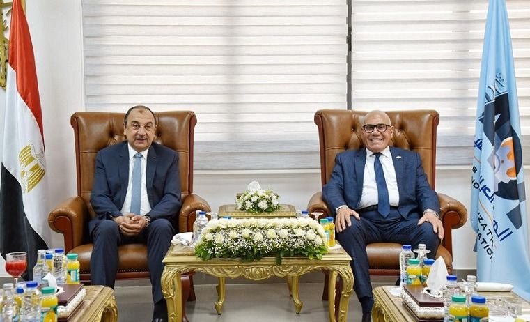 وزير قطاع الأعمال: التقنيات الحديثة ضرورة لتعزيز تنافسية…