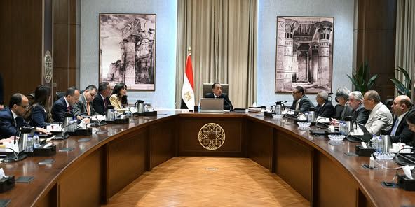 رئيس الوزراء يتابع التحضيرات النهائية لافتتاح المتحف المصري…