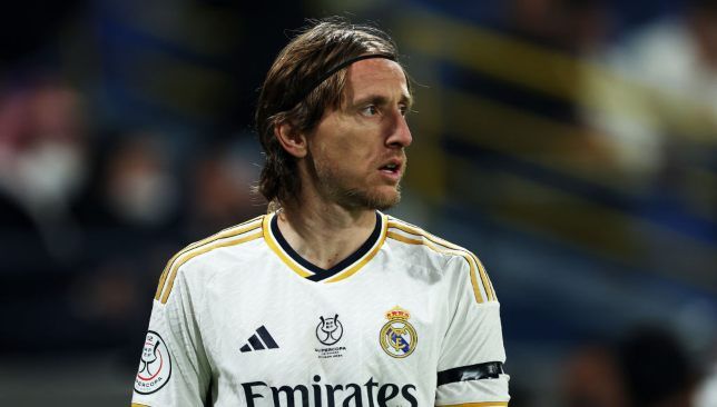 مودريتش على رادار ميلان بعد مُغادرة ريال مدريد