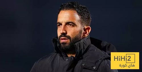 ” جلد قاسي لليونايتد” تهكم وسخرية هولندية من نهائي الدوري الأوروبي