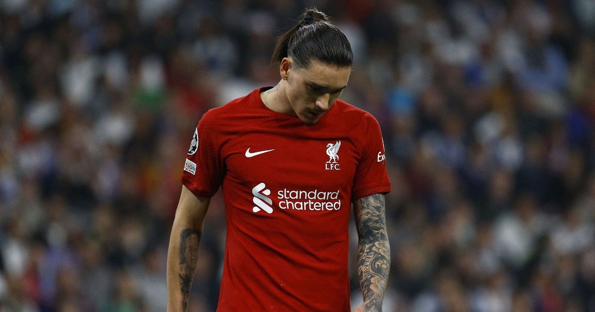 قرار ذكي يعفي ليفربول من تسديد 13 مليون إسترليني لبنفيكا