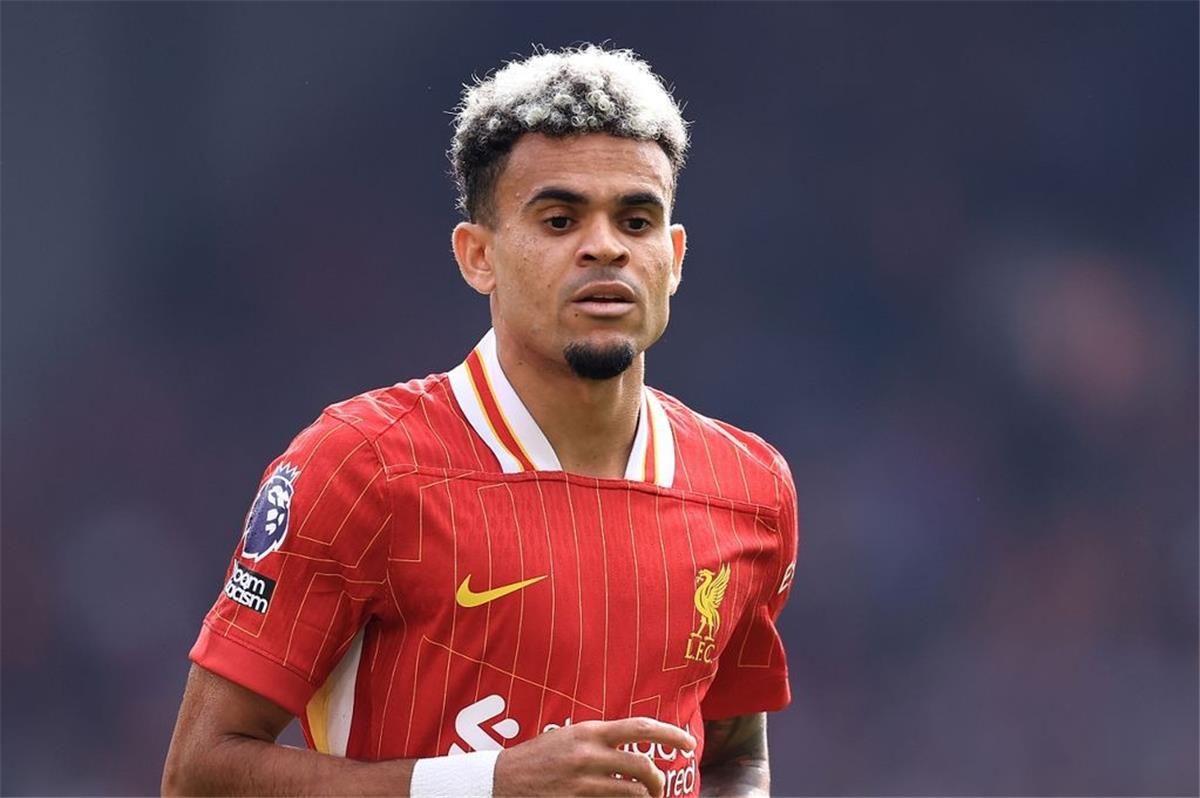 ليفربول يحسم ملف لويس دياز بعد اهتمام برشلونة والنصر