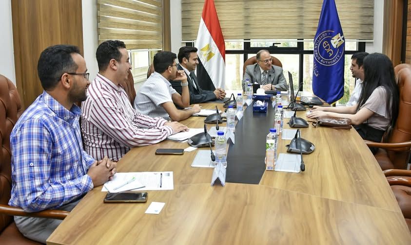 علي الغمراوي يبحث مع شركة باي لحلول الأعمال سبل تعزيز صناعة…