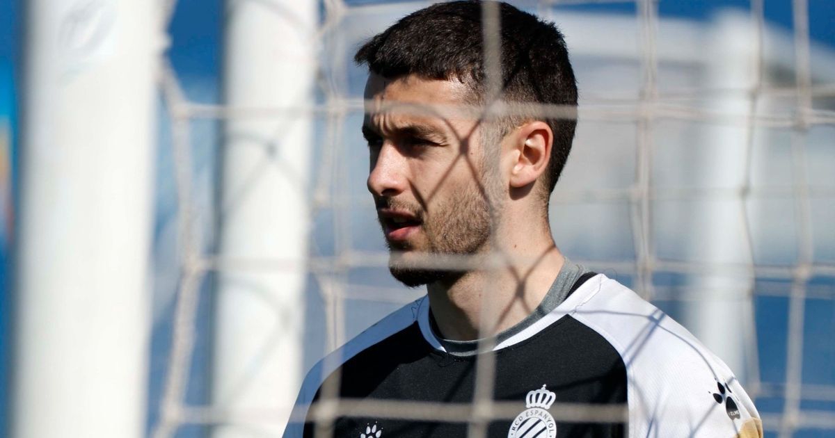 برشلونة يتفق على صفقة غارسيا بعد خروج تير شتيغن من حساباته