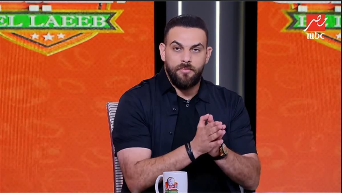 أحمد دويدار مُنفعلًا: بيراميدز أخذ مكان الأهلي.. في أي شيء تتحدثون؟