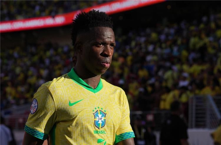 أنشيلوتي يكشف دور فينيسيوس الهام لعودة البرازيل القوية