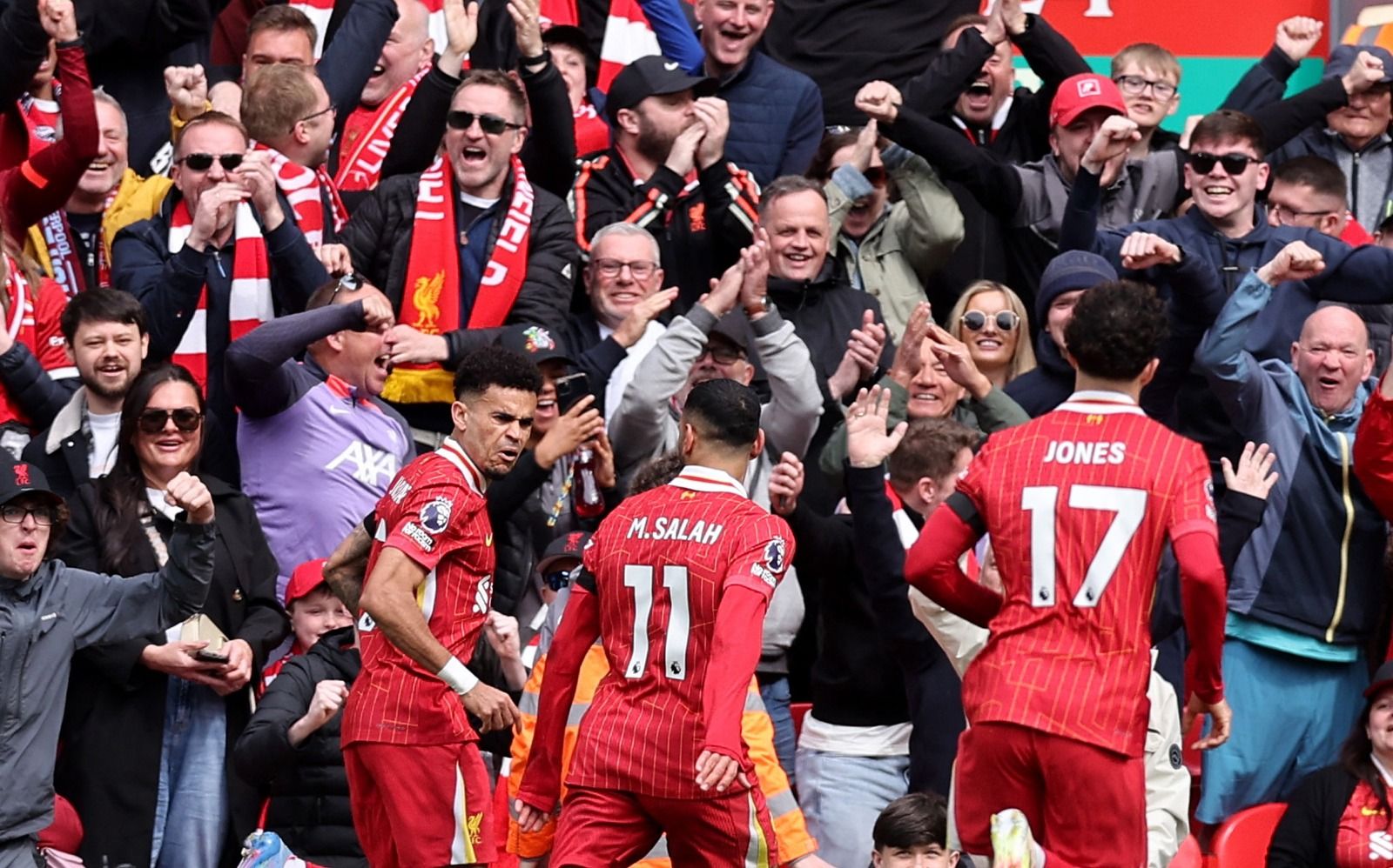 ليفربول يواصل تعنته مع برشلونة بعرقلة مفاوضة لويس دياز